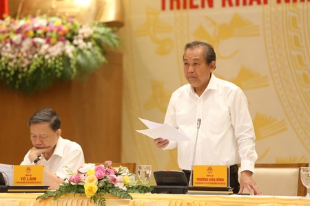 Loại khỏi bộ máy những cán bộ tha hoá, biến chất, tiếp tay cho tội phạm - ảnh 1
